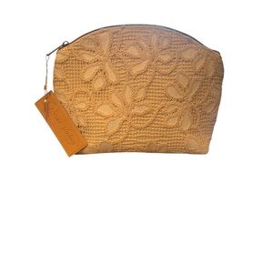 NWT Revive Vintage Tan and White Boho Crochet Makeup bag Gifts under $15